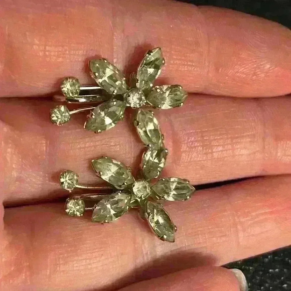 Von Dell vintage midcentury screwback orchid 925 sterling rhinestone earrings - Picture 2 of 4